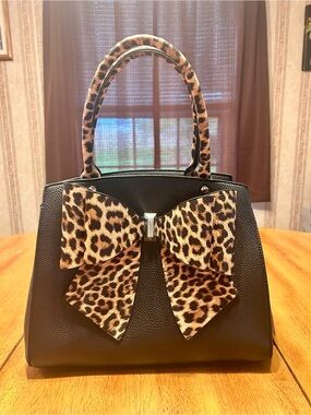 Crossi Chic Black Satchel with Leopard Bow Accent